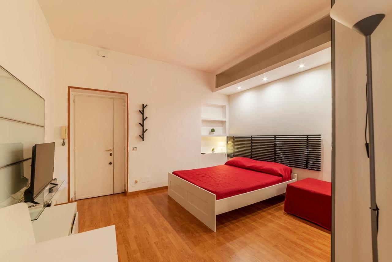 Trastevere & San Cosimato Studio Flat Рим Экстерьер фото